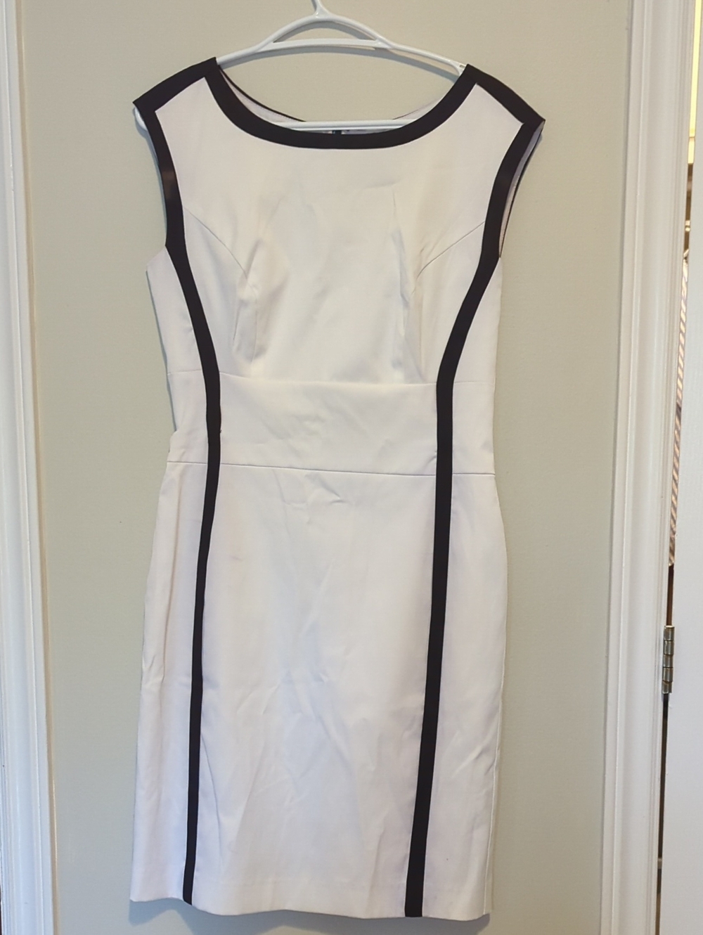 Frank Lyman Design White Midi Dress with Black Trim